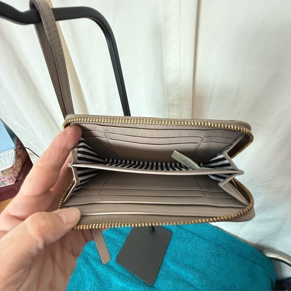 Kate Spade Wristlet Clutch Wallet Gray/Oatmeal - Picture 5 of 8
